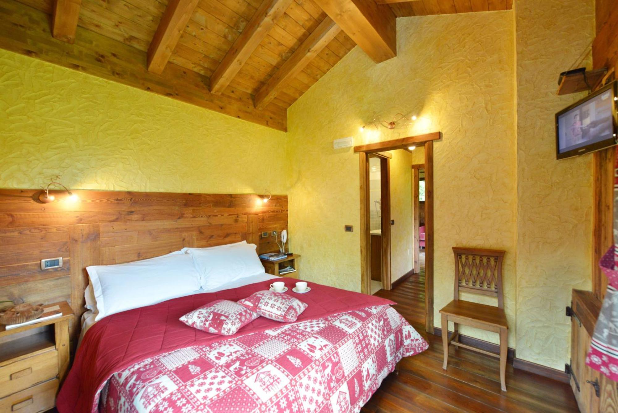 Hotel Le Petit Abri Champoluc Kültér fotó