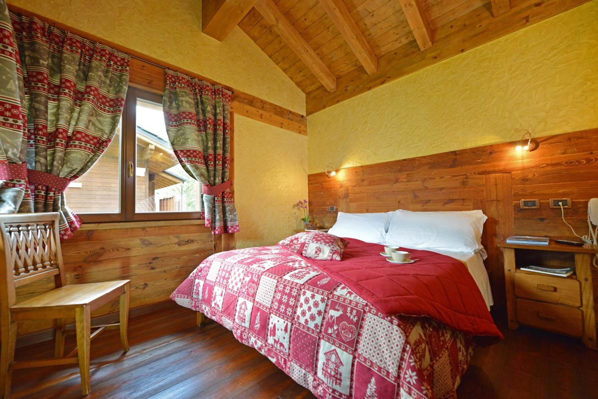 Hotel Le Petit Abri Champoluc Kültér fotó