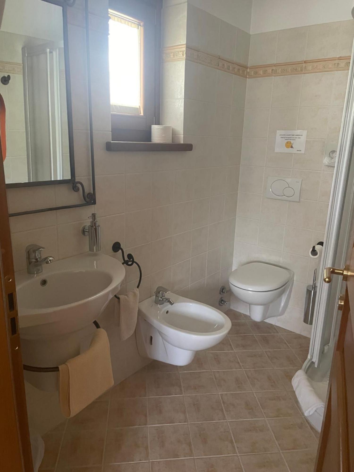 Hotel Le Petit Abri Champoluc Kültér fotó