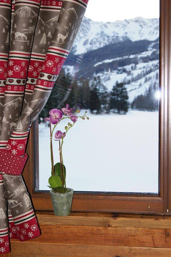 Hotel Le Petit Abri Champoluc Kültér fotó