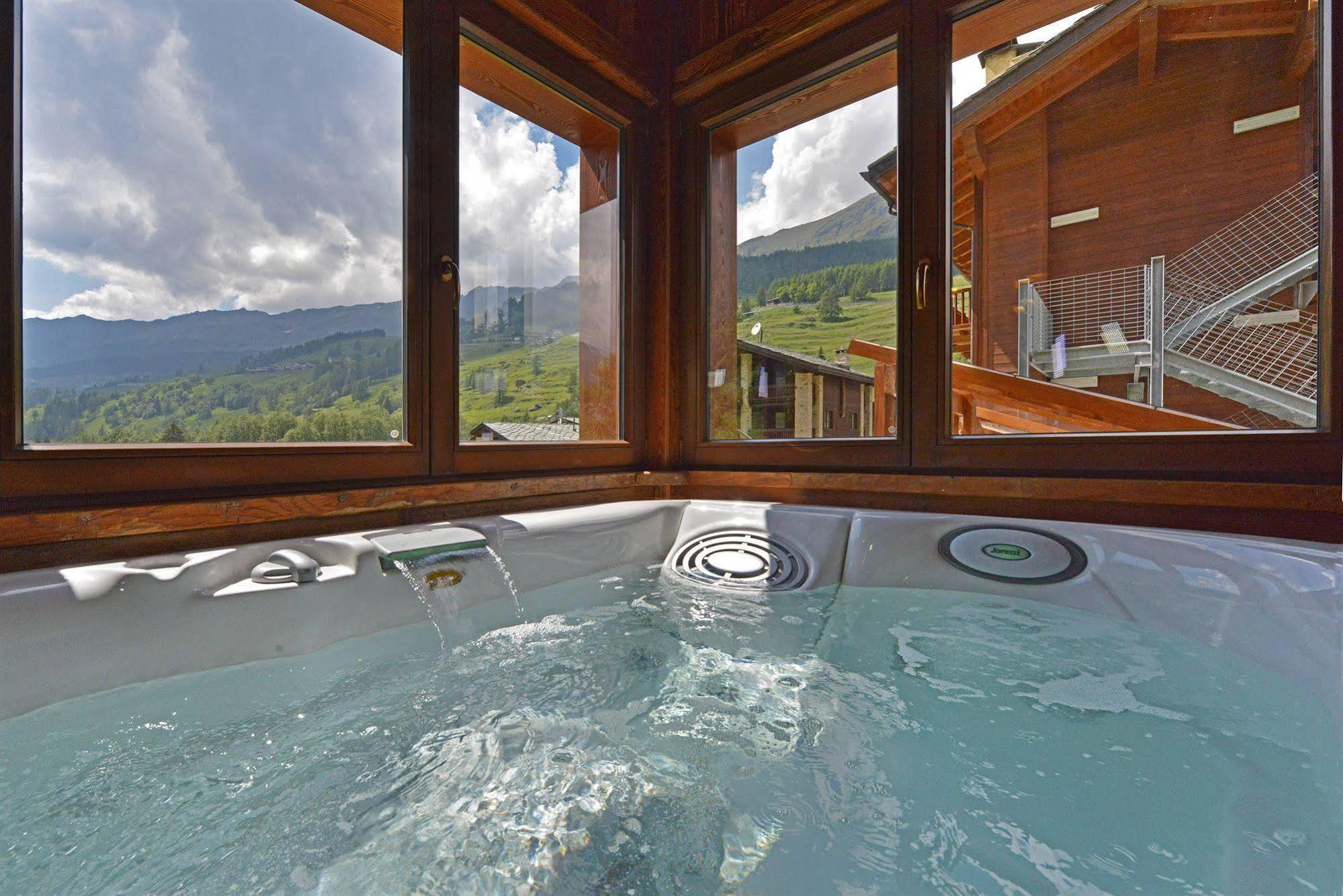 Hotel Le Petit Abri Champoluc Kültér fotó